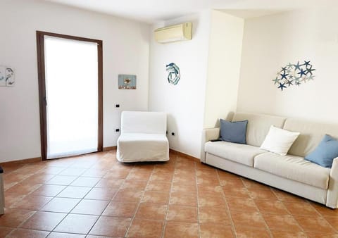 Living room, air conditioner