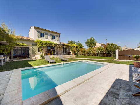 Villa Calisse, 6 personnes à Maillane Villa in Graveson