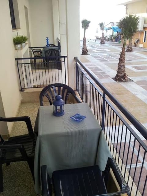 Cozy Seaside Apartment Loutraki Apartment in Euboea