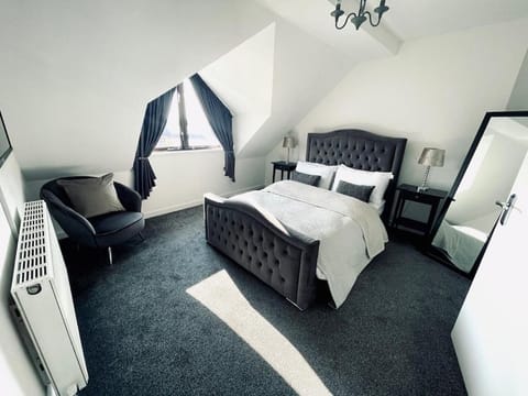 Baltic Dockside Apartment, Free Parking Apartment in Liverpool