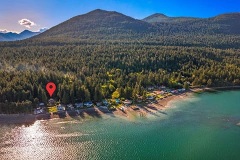 Seal Rock Cottage House in Brinnon