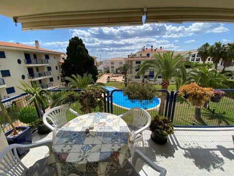 Property building, Day, Garden, View (from property/room), Balcony/Terrace, Garden view, Swimming pool