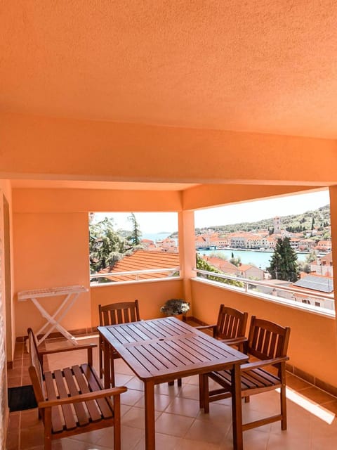 View (from property/room), Balcony/Terrace