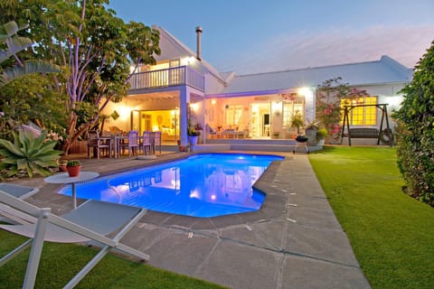 Garden, Swimming pool