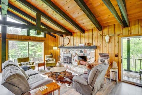 Private Hot Tub Riverfront Escape in Shawano House in Wisconsin