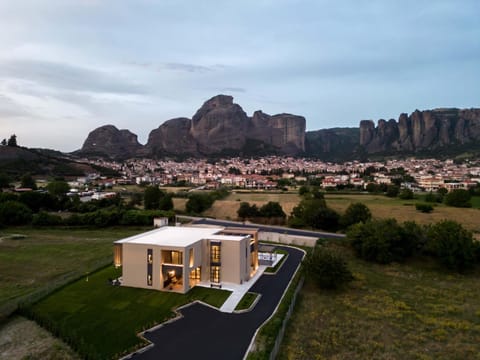 Nearby landmark, Natural landscape, Bird's eye view