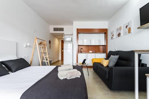 Living room, Photo of the whole room