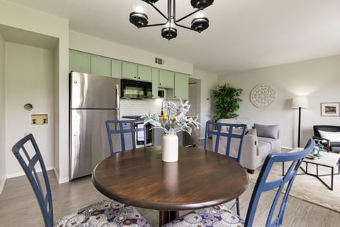 Kitchen or kitchenette, Living room, Dining area