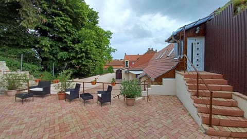 Inner courtyard view