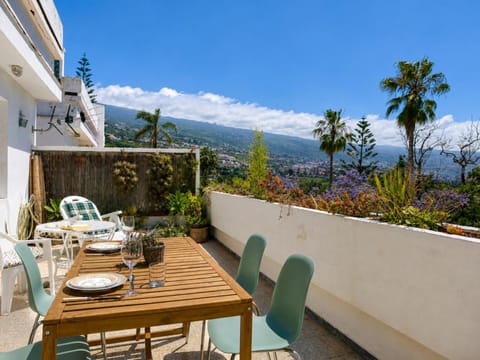 Natural landscape, View (from property/room), Balcony/Terrace