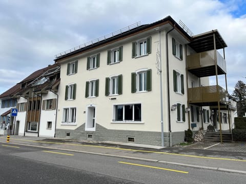 Property building, Day, Street view