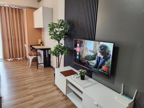 Communal lounge/ TV room, TV and multimedia, Evening entertainment, hair dresser