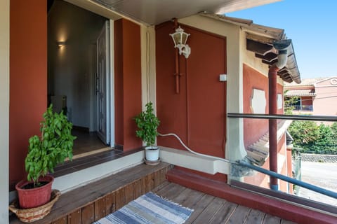 Property building, Balcony/Terrace