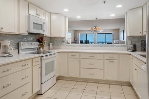 504 Surf Dweller by Alicia Hollis Realtor Rentals - Open March 16th Week House in Okaloosa Island