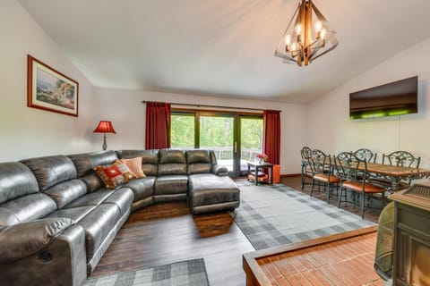 Wisconsin Vacation Rental Retreat with Deck House in Twin Lakes