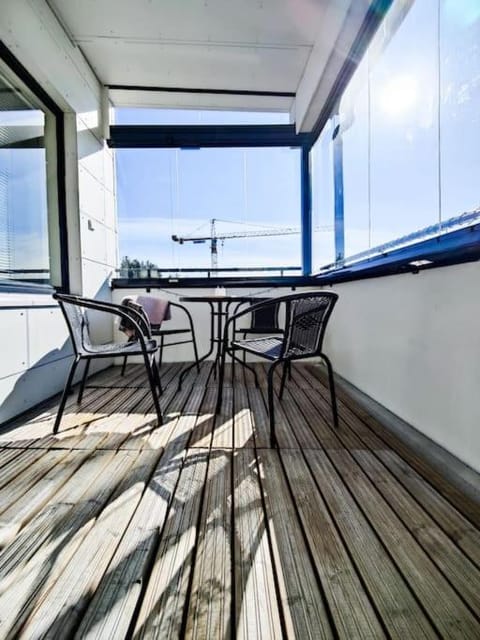 Day, Balcony/Terrace, Seating area, Dining area