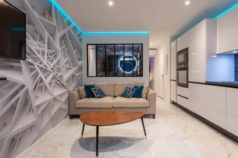 TV and multimedia, Living room, Seating area