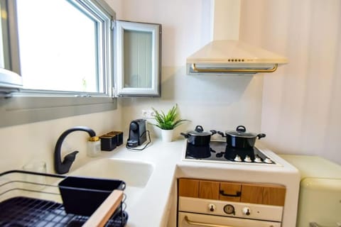 Coffee/tea facilities, Kitchen or kitchenette, pet friendly