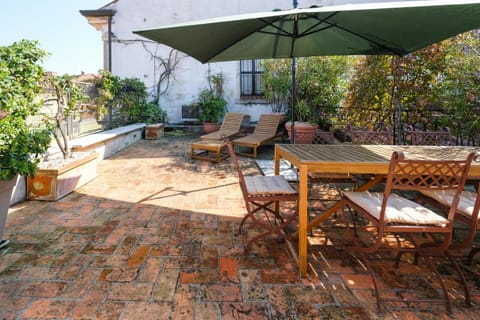 Balcony/Terrace, Dining area