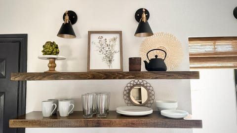 Coffee/tea facilities, Kitchen or kitchenette