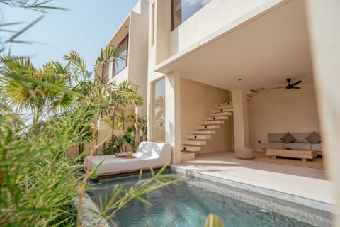 Living room, Swimming pool, sunbed