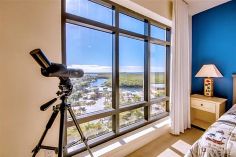 Natural landscape, Balcony/Terrace, Bedroom, City view, River view, Sea view