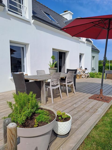 Maison traditionnelle et moderne avec vue mer House in Plobannalec-Lesconil