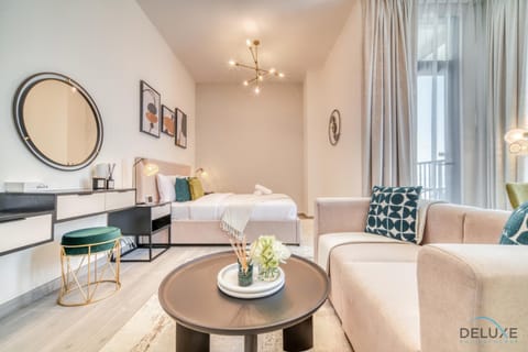 Bed, Living room, Photo of the whole room, Seating area, Bedroom, towels
