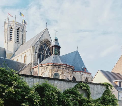 View (from property/room), View (from property/room), City view, City view, Garden view, Garden view, Landmark view, Landmark view, Inner courtyard view