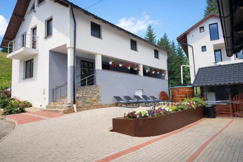 Property building, Children play ground, Garden, View (from property/room), Balcony/Terrace