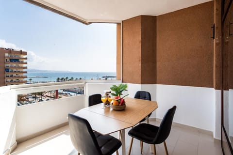 View (from property/room), Balcony/Terrace, Seating area, Dining area, Sea view