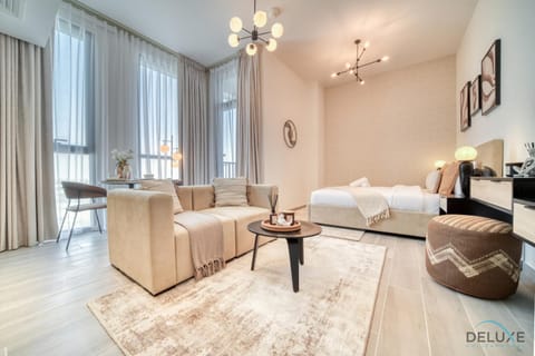 Bed, Living room, Photo of the whole room, Seating area, Bedroom