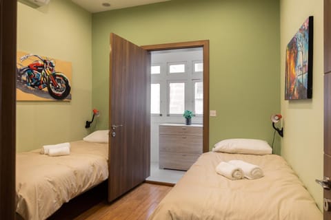 Entire Luxury Sliema Townhouse Steps from Beach House in Sliema