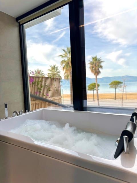 Charm Hotel Hotel in Vlorë