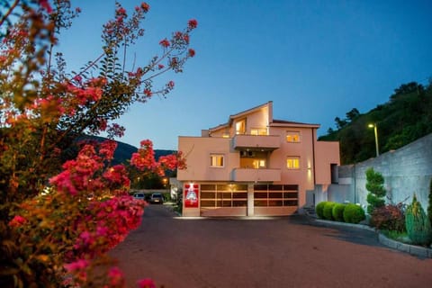 Villa Mir Apartment in Mostar