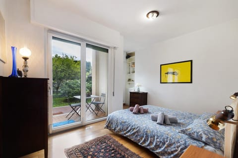 Property building, Living room, Bedroom