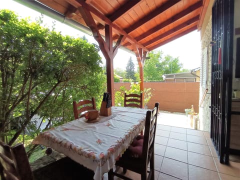 Garden, Balcony/Terrace, Dining area, Garden view