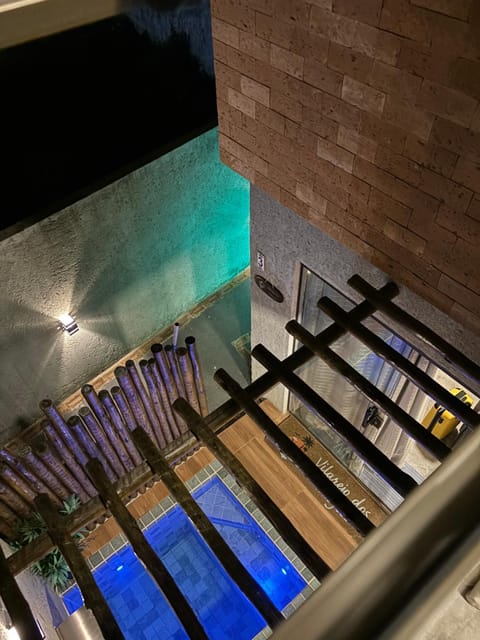 Night, Pool view