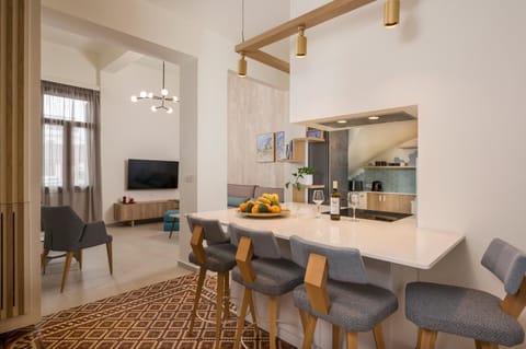 Kitchen or kitchenette, Living room, Dining area