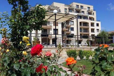Property building, Garden