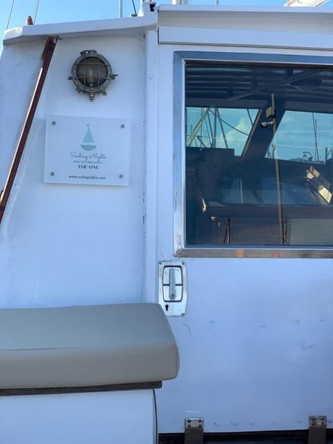 Sailing Nights Boat&breakfast Docked boat in Alghero