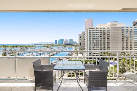 Marina Views Studio - Ilikai, 941 Hotel in Honolulu