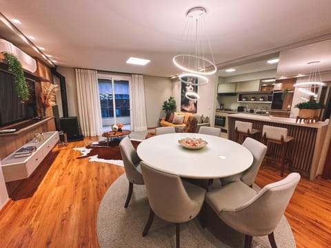 Communal lounge/ TV room, Living room, Seating area, Dining area