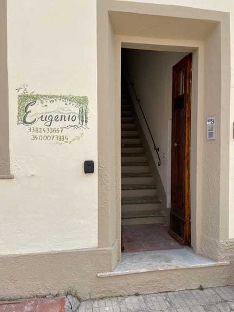 Eugenio Apartment in Pisa