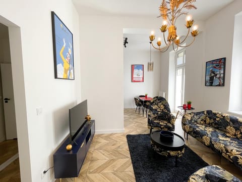 TV and multimedia, Living room