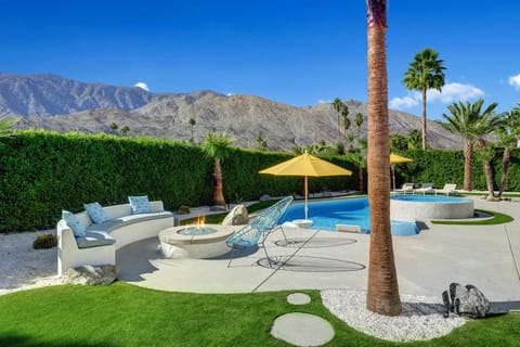 Casa Lazo House in Palm Springs