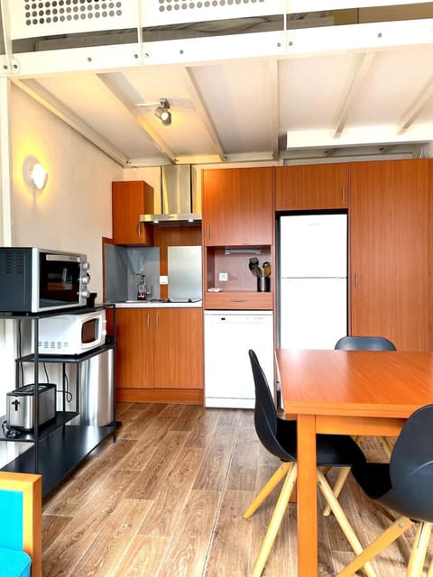 Duplex Bord De Mer Apartment in Le Croisic