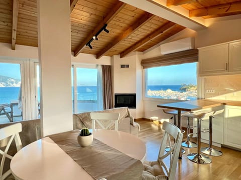 Natural landscape, Dining area, Sea view