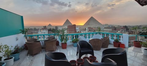 Patio, Nearby landmark, Day, Natural landscape, View (from property/room), Balcony/Terrace, Balcony/Terrace, Mountain view, Sunrise, Sunset
