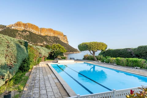 Natural landscape, Pool view, Swimming pool